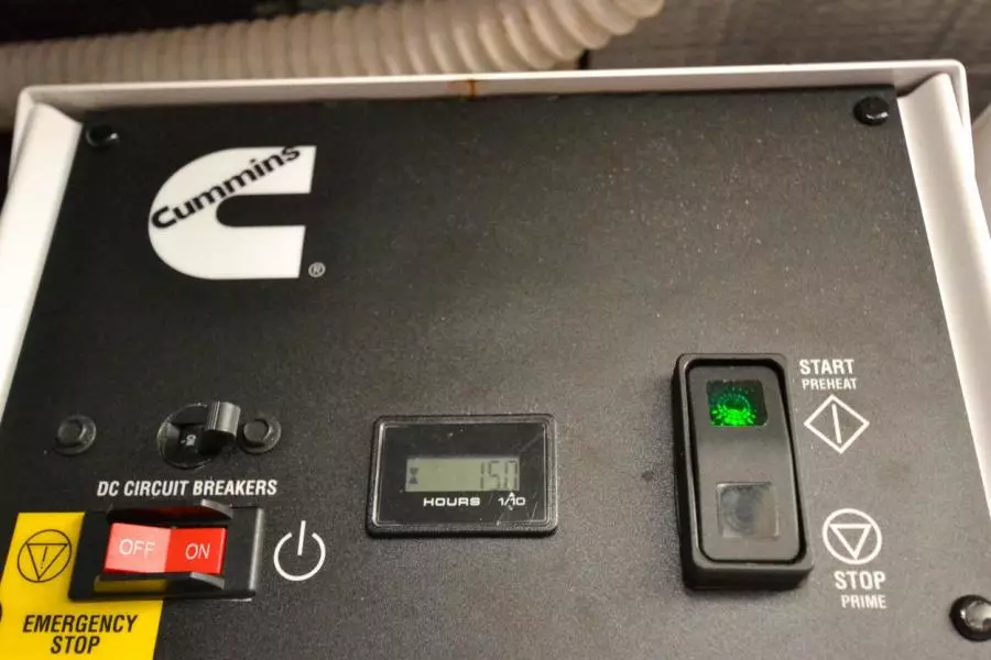 2005 Sea Ray 420 Sedan Bridge