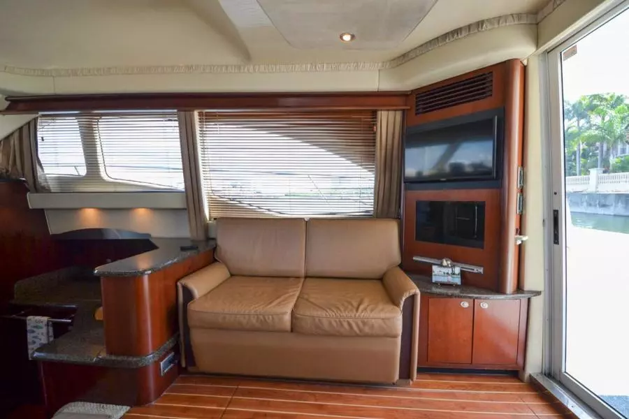 2005 Sea Ray 420 Sedan Bridge