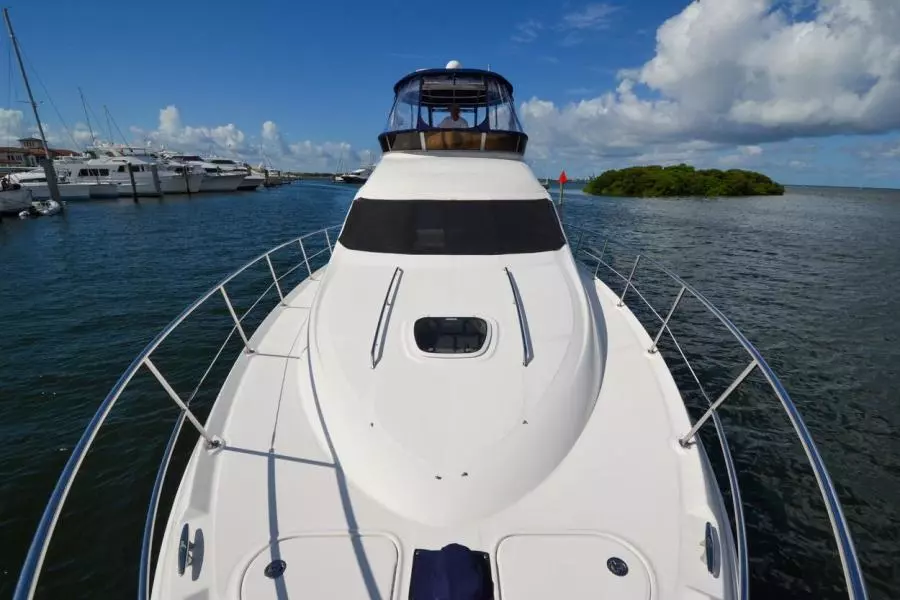 2005 Sea Ray 420 Sedan Bridge