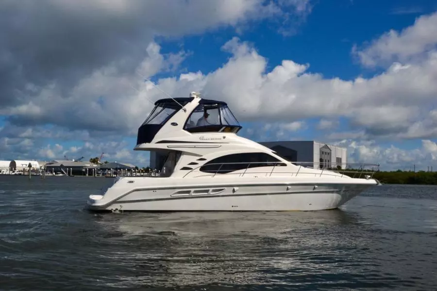 2005 Sea Ray 420 Sedan Bridge