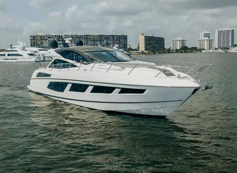 2018 Sunseeker Predator
