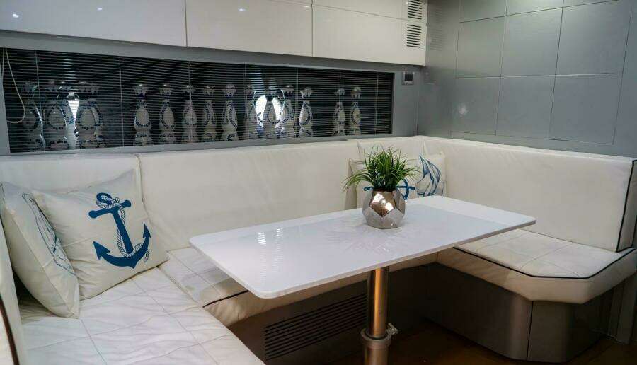 2013 Azimut Atlantis