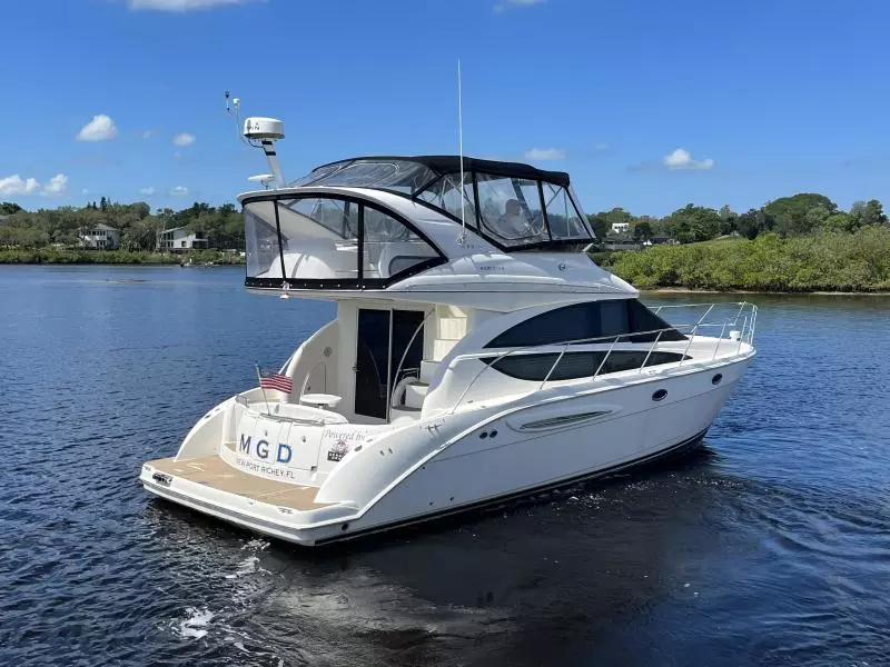 2007 Meridian 391 Sedan Bridge