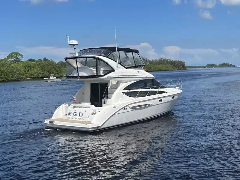 2007 Meridian 391 Sedan Bridge