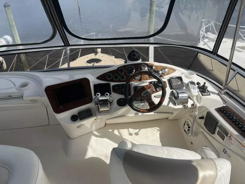 2007 Meridian 391 Sedan Bridge