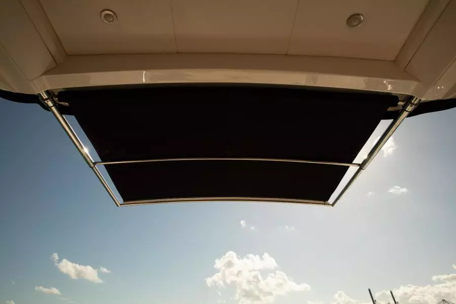 2019 Sea Ray Sundancer Coupe