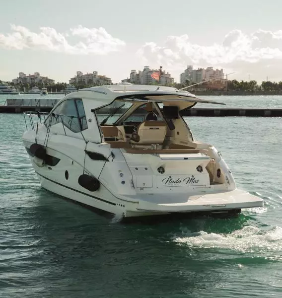 2019 Sea Ray Sundancer Coupe
