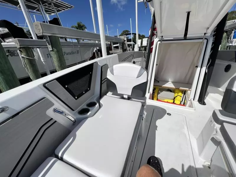 2020 Scarab 255 ID Open