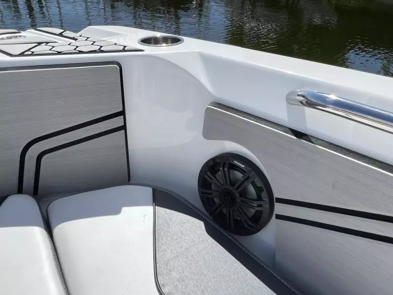 2020 Scarab 255 ID Open