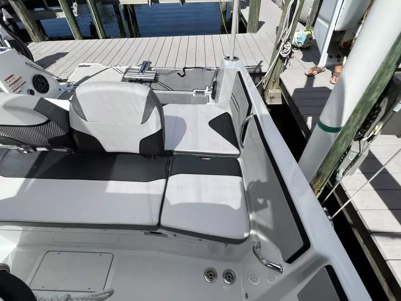 2020 Scarab 255 ID Open