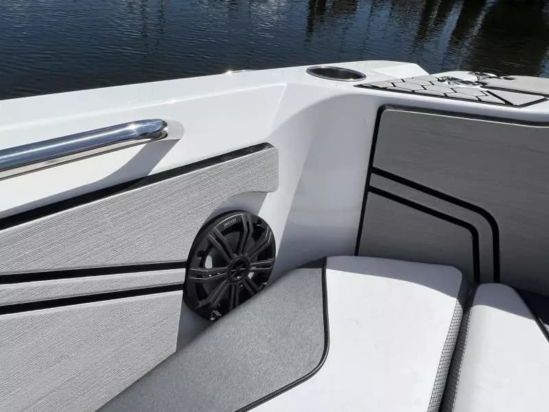 2020 Scarab 255 ID Open