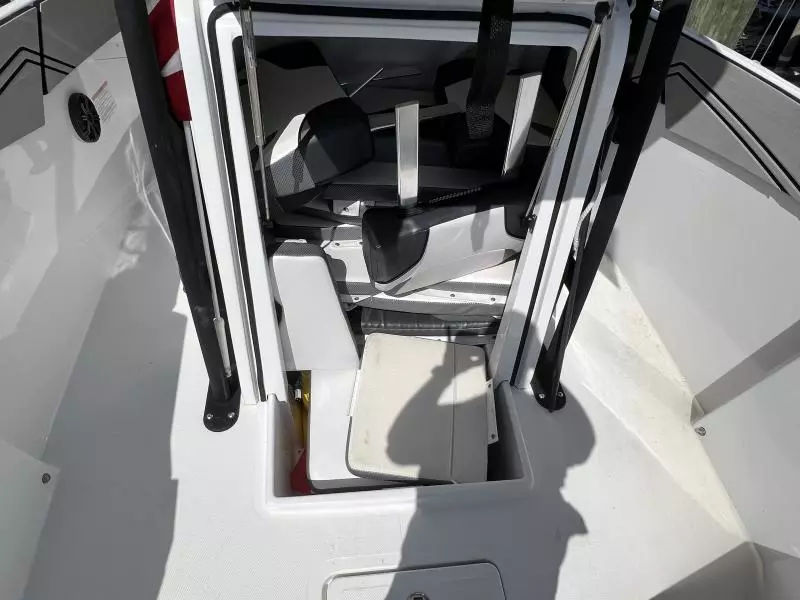 2020 Scarab 255 ID Open