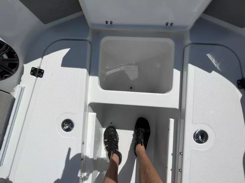 2020 Scarab 255 ID Open