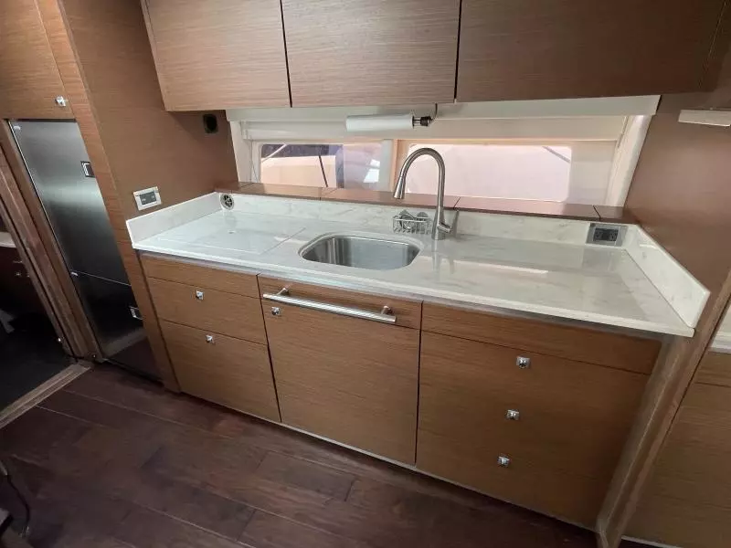 2014 Sea Ray 470 Sundancer