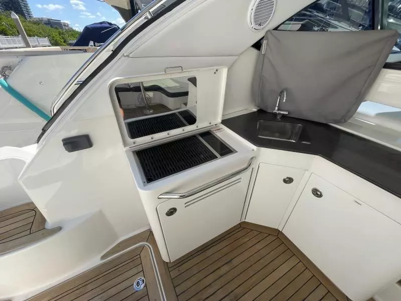 2014 Sea Ray 470 Sundancer