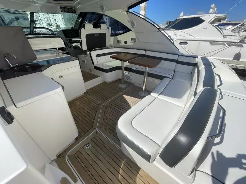 2014 Sea Ray 470 Sundancer