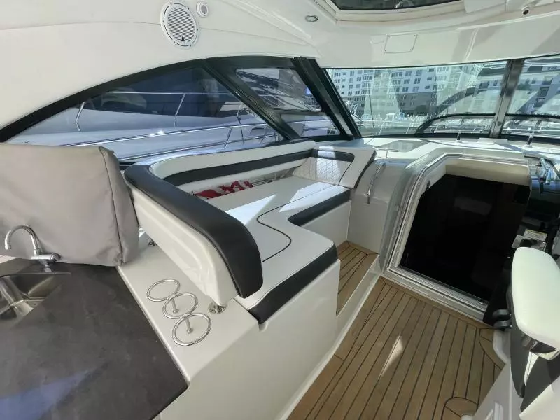 2014 Sea Ray 470 Sundancer