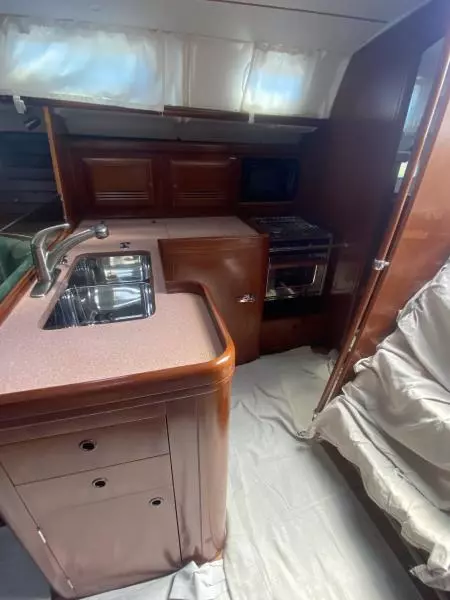 2004 Beneteau 473