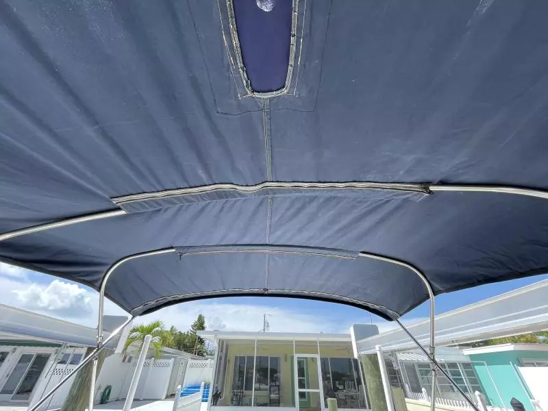 2006 Hurricane 232 Fundeck