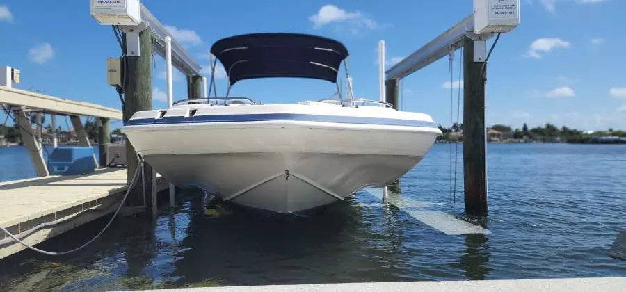 2006 Hurricane 232 Fundeck