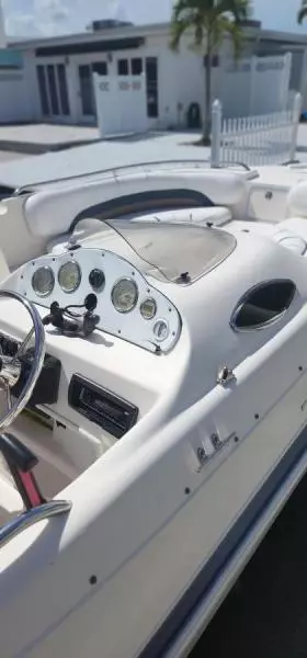 2006 Hurricane 232 Fundeck