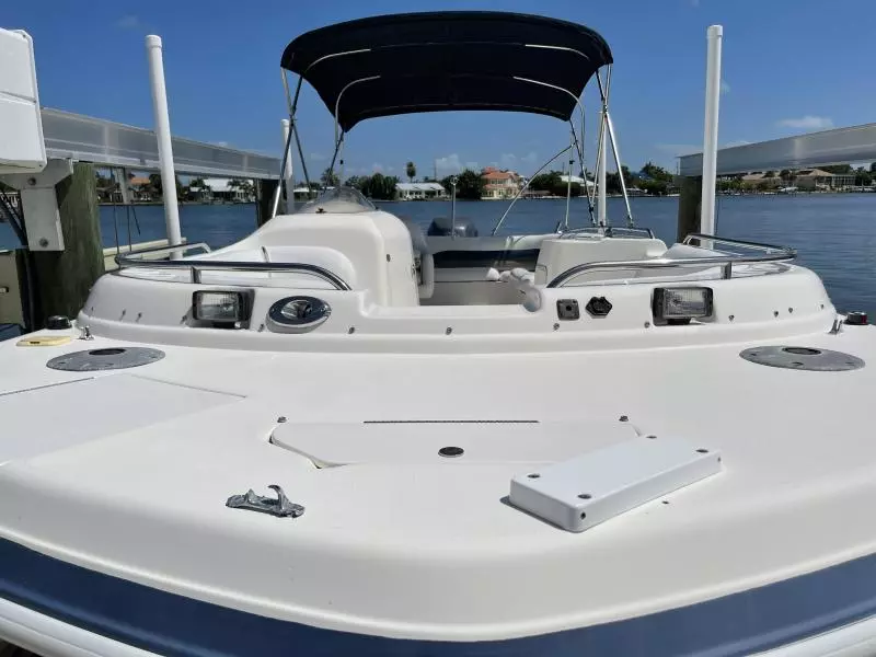 2006 Hurricane 232 Fundeck