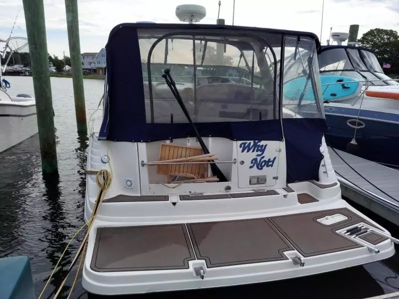 2004 Rinker 342 Fiesta Vee
