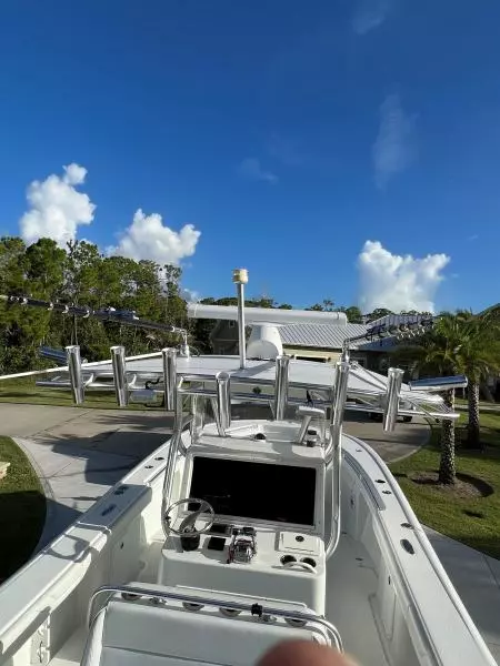 2016 Yellowfin Center Console