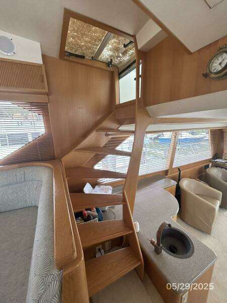 58' West Bay pilothouse-flybridge stairs