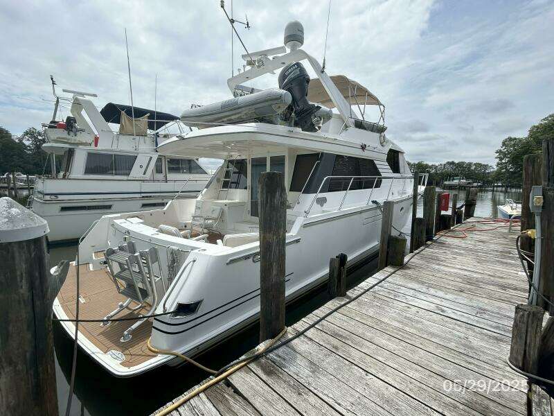 58' West Bay starboard aft profile2