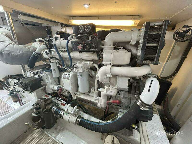 58' West Bay port main engine1