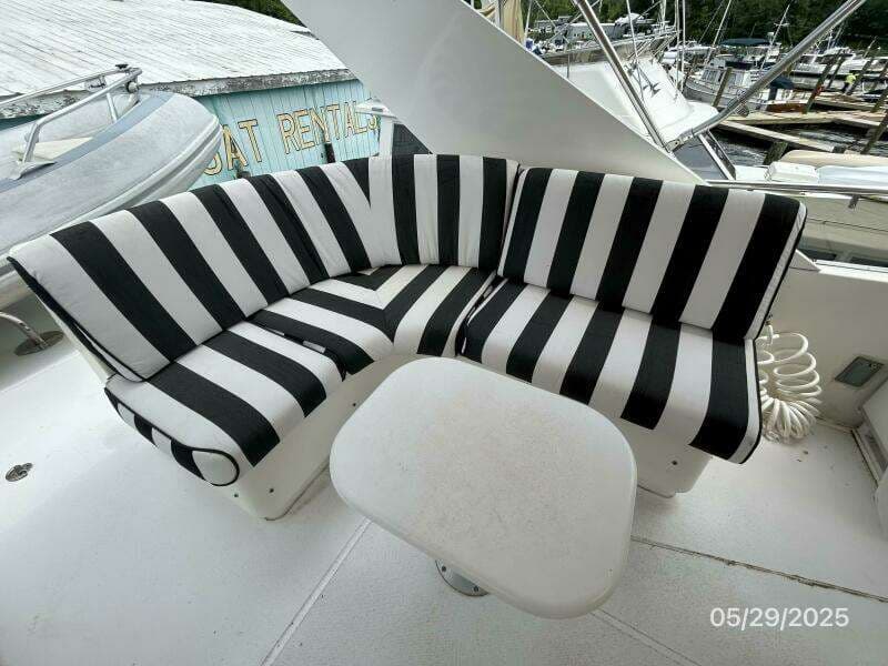 58' West Bay flybridge port seating