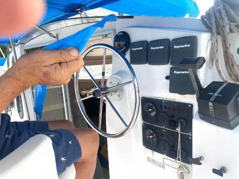 1995 Fountaine Pajot Athena 38