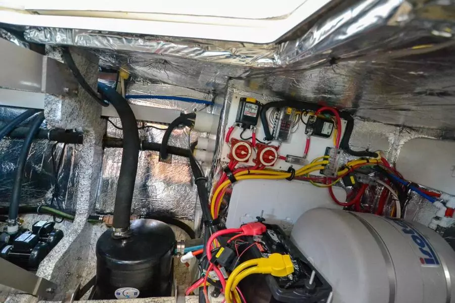 2017 Floe Craft Afina 3950