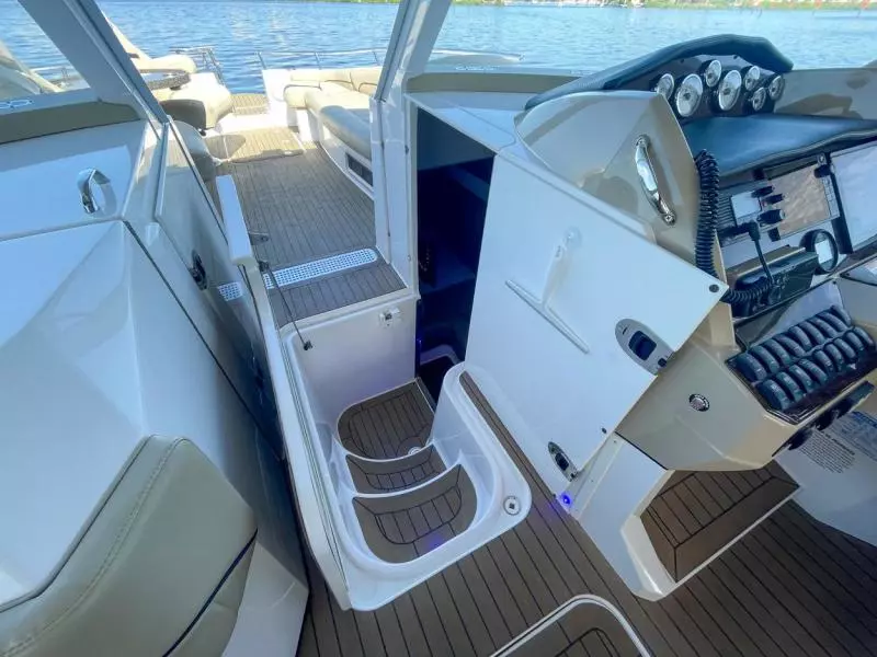 2017 Floe Craft Afina 3950