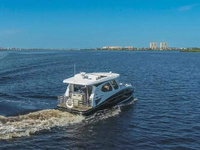 2017 Floe Craft Afina 3950