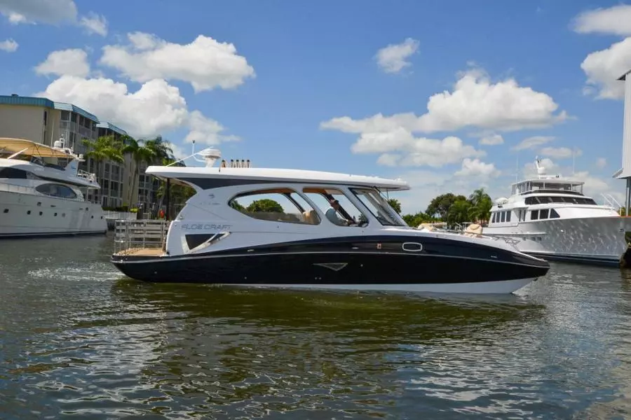 2017 Floe Craft Afina 3950