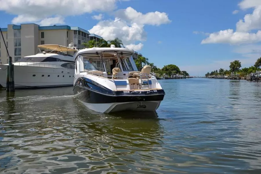 2017 Floe Craft Afina 3950