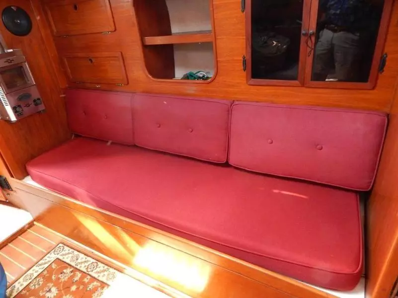 1976 Heritage Yacht Intrepid 35