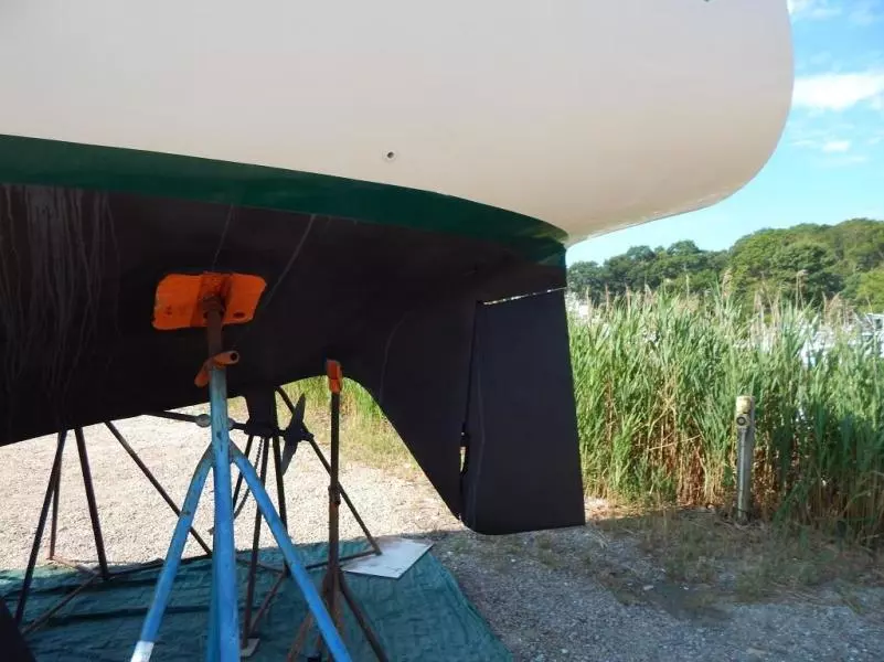 1976 Heritage Yacht Intrepid 35