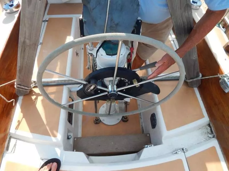 1976 Heritage Yacht Intrepid 35