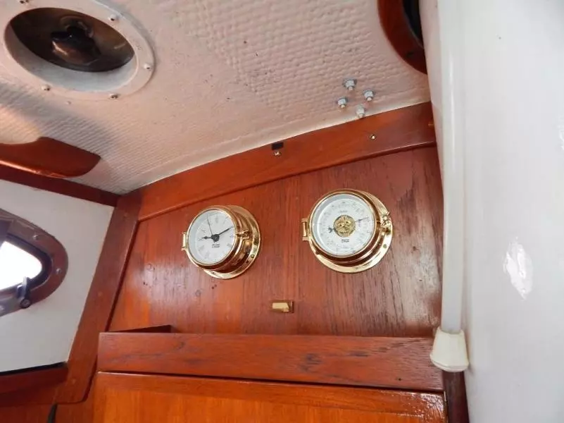 1976 Heritage Yacht Intrepid 35