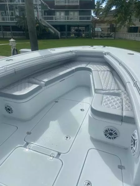 2022 Yellowfin Center Console