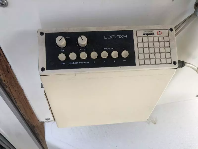 1986 Cruisers Esprit 3370