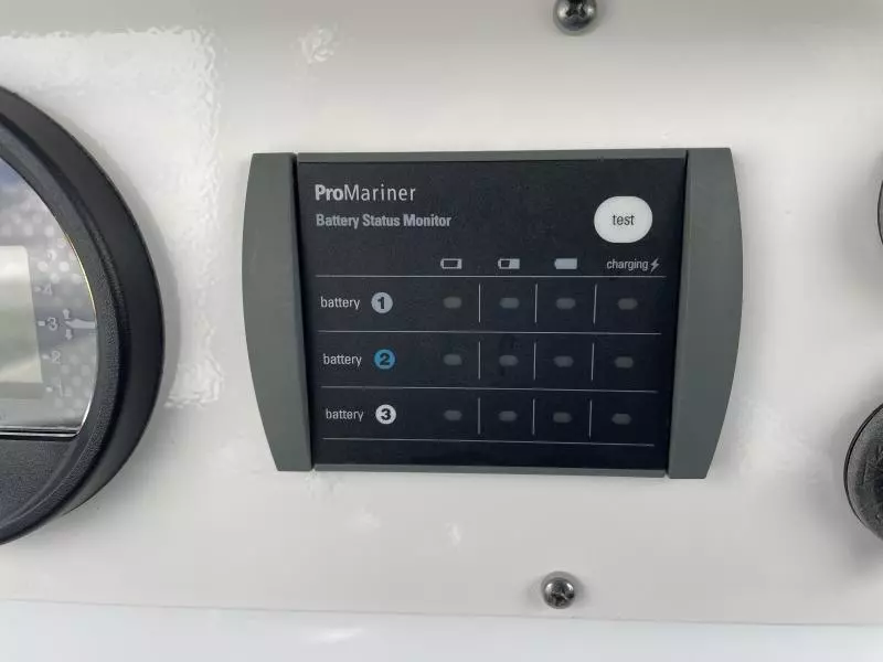 2007 Everglades 290 Pilot