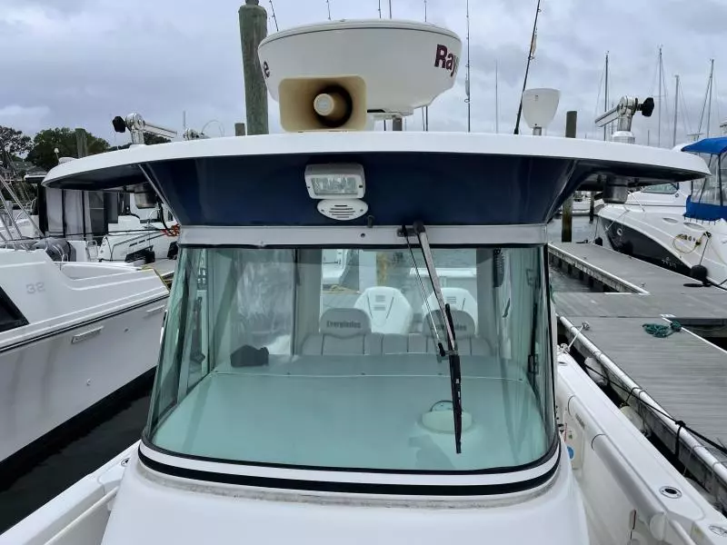 2007 Everglades 290 Pilot