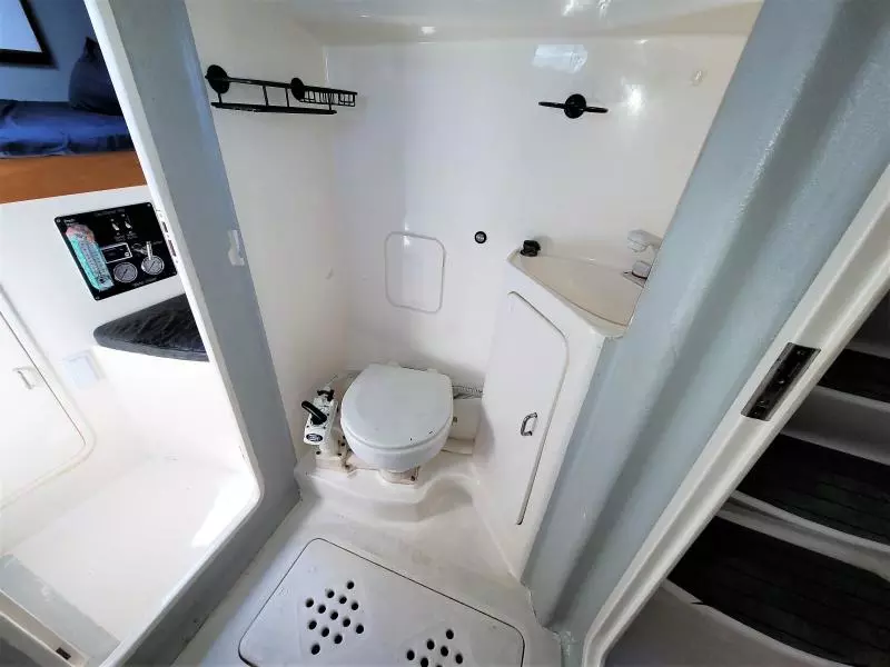 2004 Voyage Yachts Maxim 380