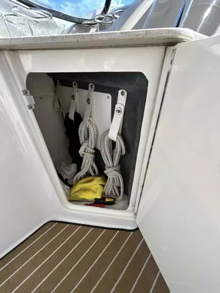 2009 Sea Ray 310 Sundancer  Andrews Place Storage