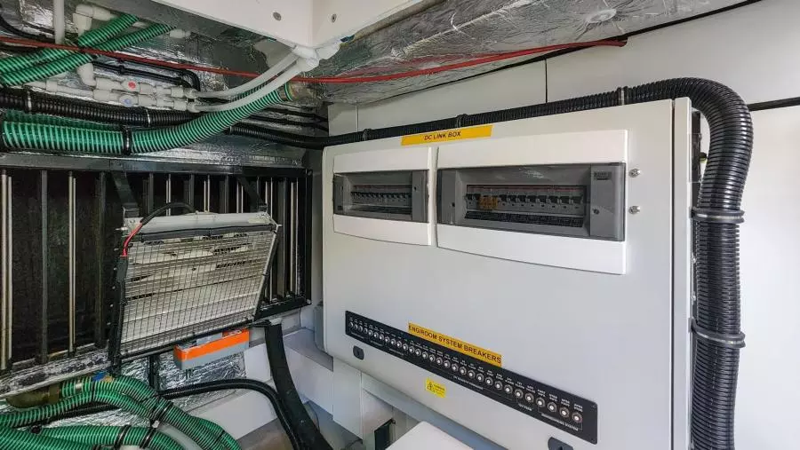 2018 Sunseeker Predator 68