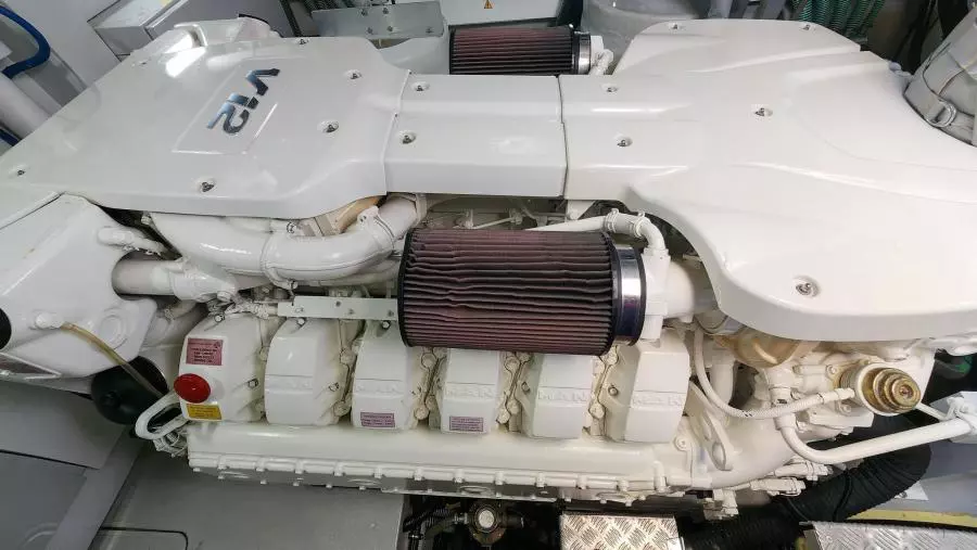 2018 Sunseeker Predator 68